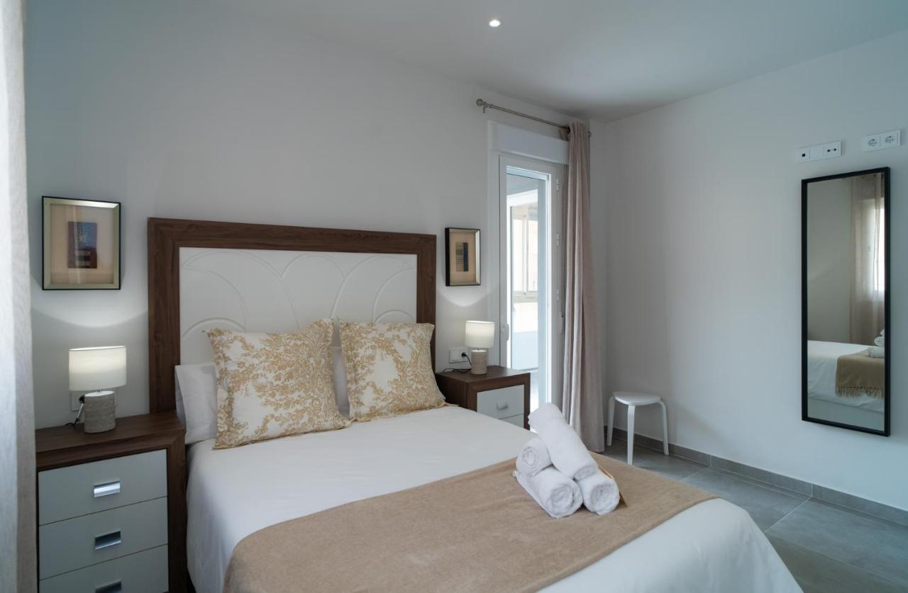 Aac Malaga - Apartamento Con Terraza, Muy Amplio, Totalmente Equipado, Cerca Del Centro Y Nuevo! ภายนอก รูปภาพ
