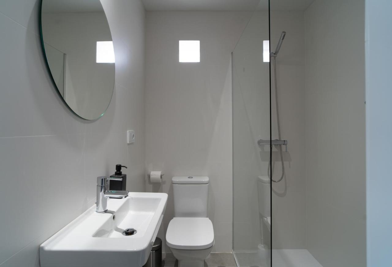 Aac Malaga - Apartamento Con Terraza, Muy Amplio, Totalmente Equipado, Cerca Del Centro Y Nuevo! ภายนอก รูปภาพ