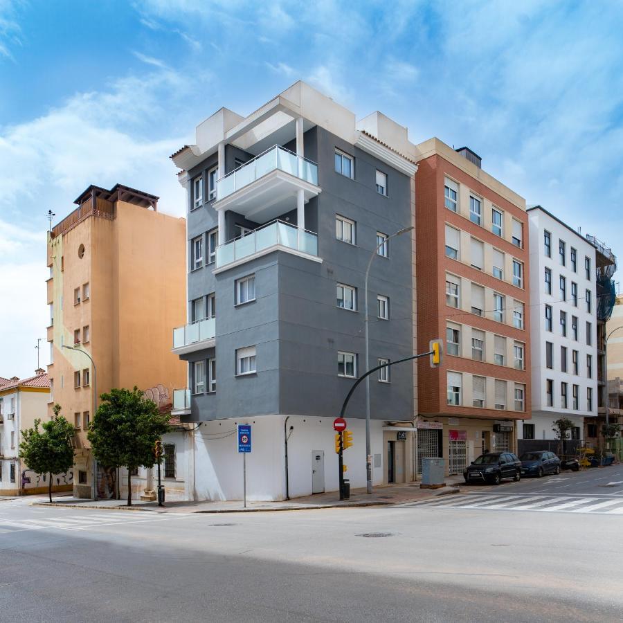 Aac Malaga - Apartamento Con Terraza, Muy Amplio, Totalmente Equipado, Cerca Del Centro Y Nuevo! ภายนอก รูปภาพ